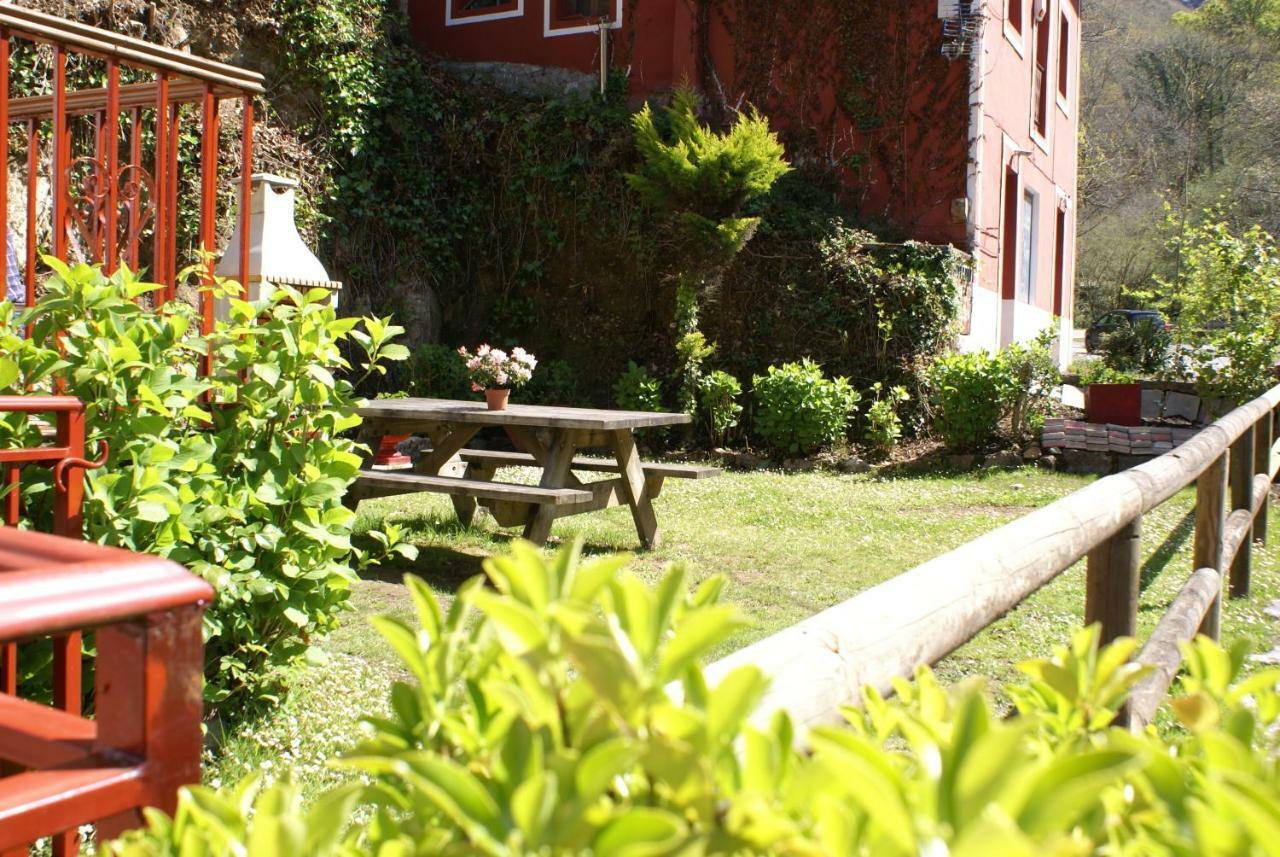 Hotel Casa Rural Priena Covadonga Exterior foto